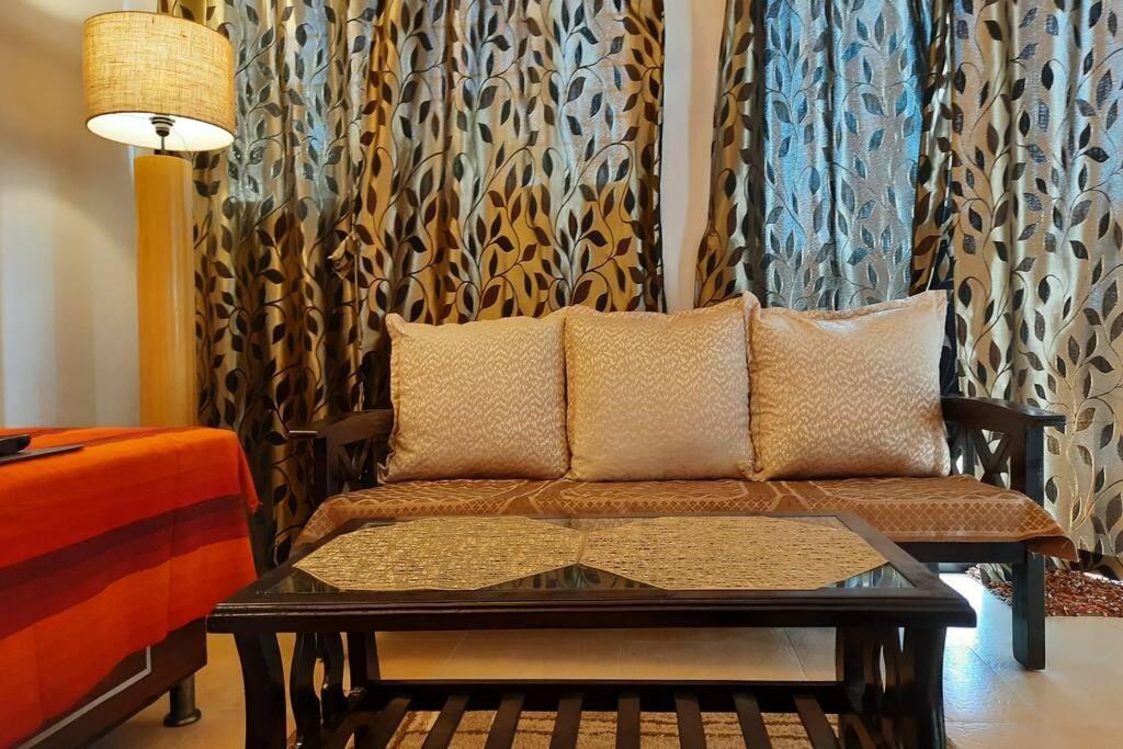 Joy Cottages - Premium Chalets, Vacation Home Rentals คาร์จัต ภายนอก รูปภาพ